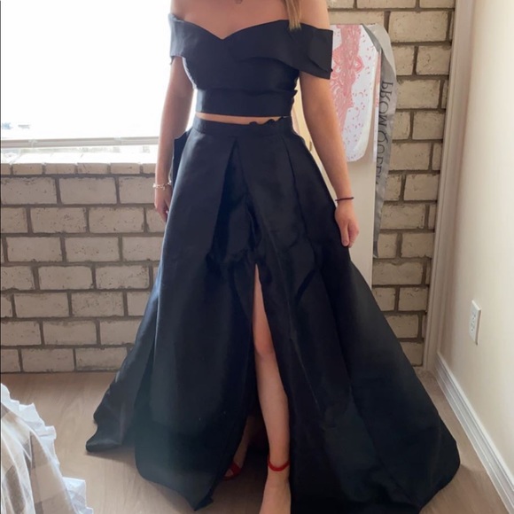Black two piece prom dress with slit- size 5/6 - Picture 3 of 3